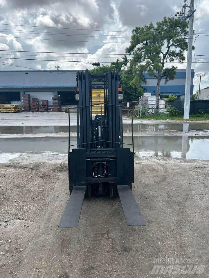 TCM FCG30T7T Containerstapler
