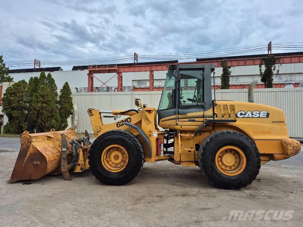 CASE 621 D Radlader