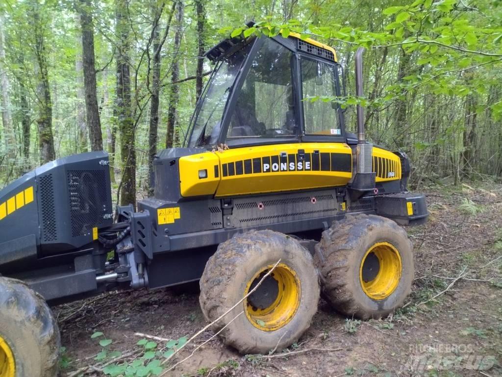 Ponsse Ergo 8W Harvester