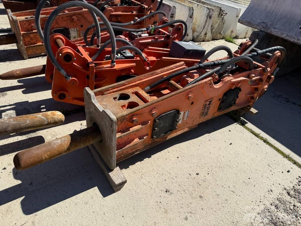 NPK GH 10 Hammer / Brecher