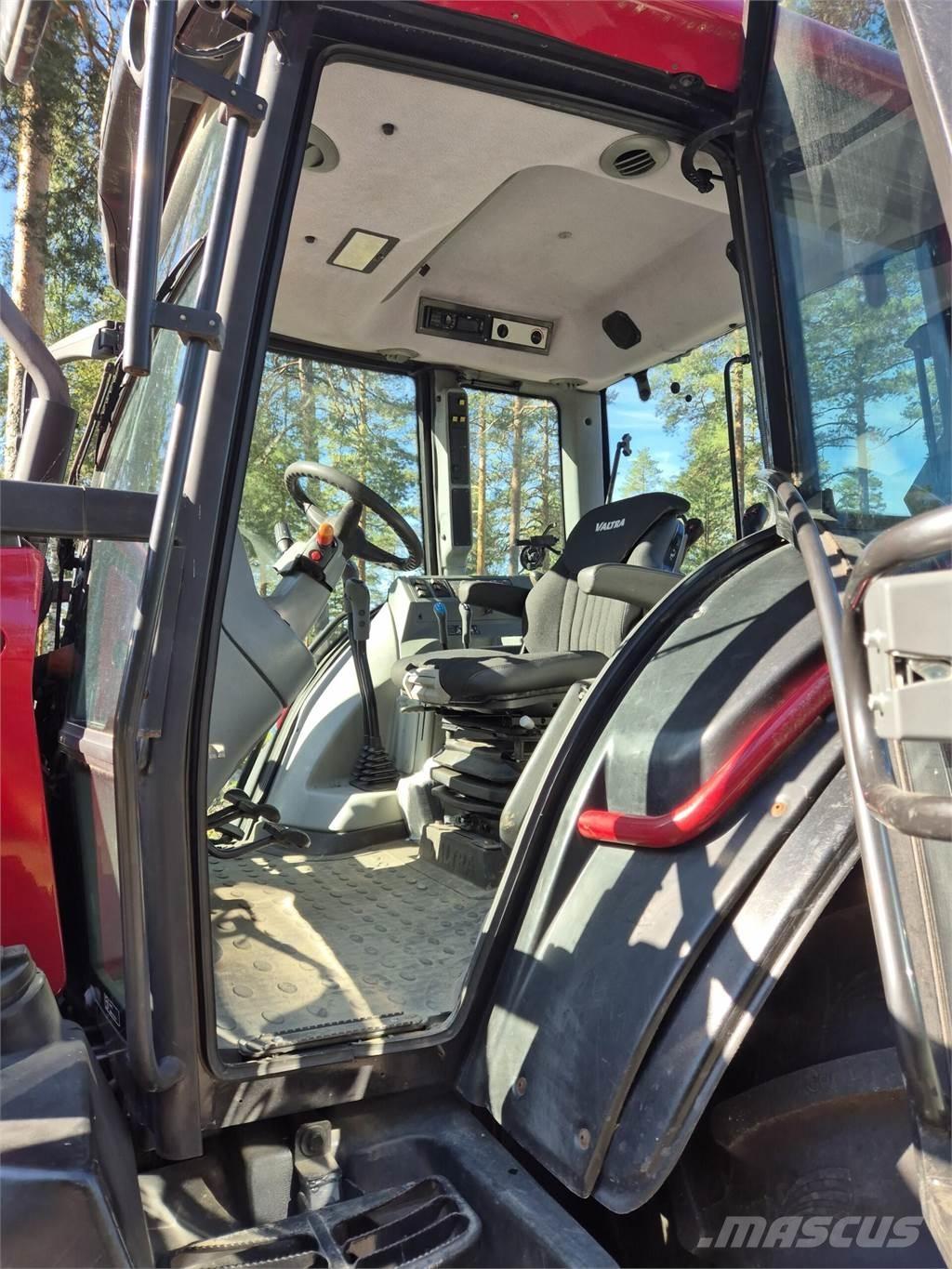 Valtra N91 Traktoren