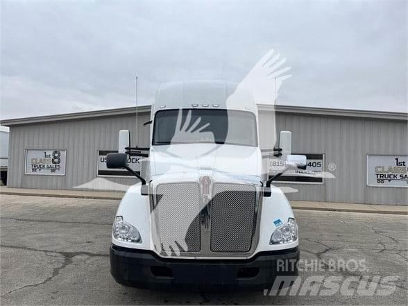Kenworth T680 Sattelzugmaschinen