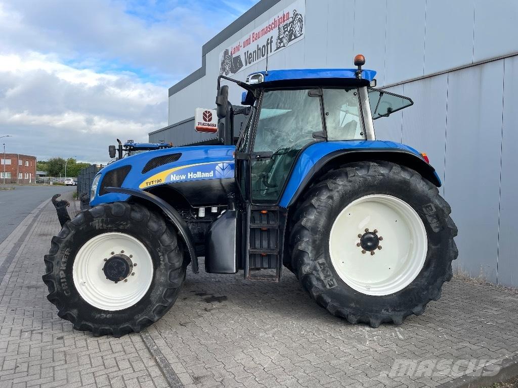 New Holland TVT 190 Traktoren