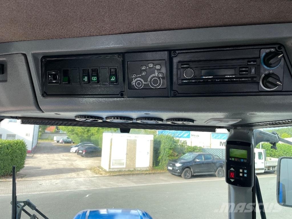 New Holland TVT 190 Traktoren