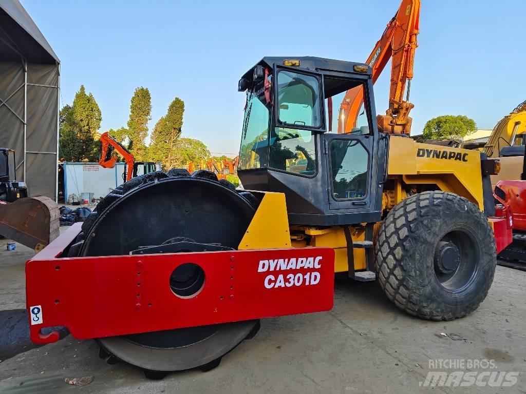Dynapac CA 301 D Walzenzüge