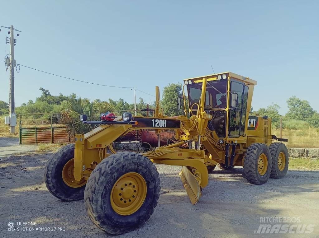 CAT 120 H Grader