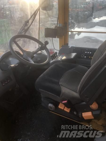 Volvo L 110 E Radlader