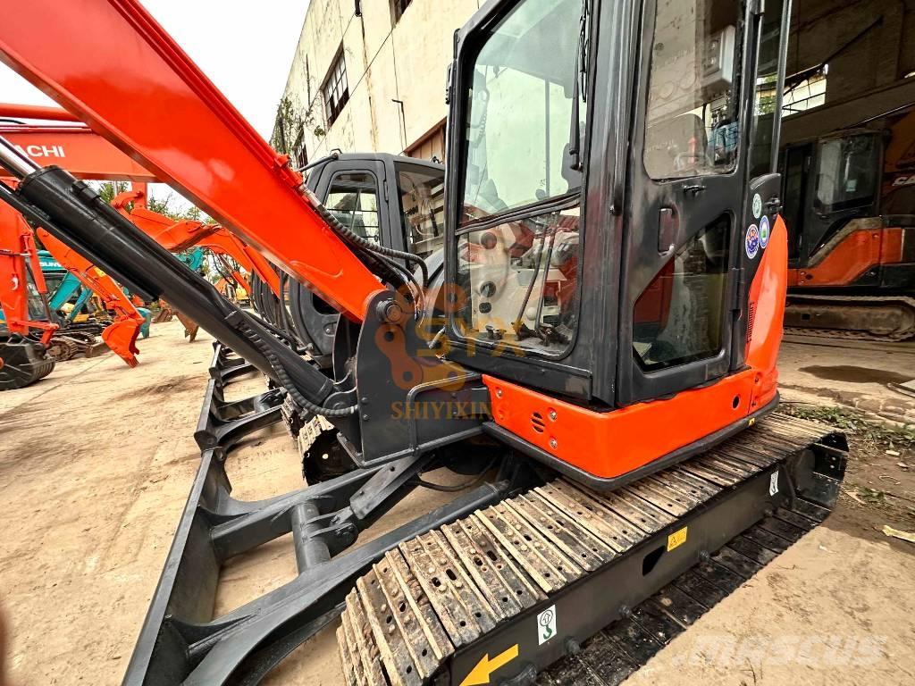 Hitachi ZX 68USR-5A Minibagger < 7t