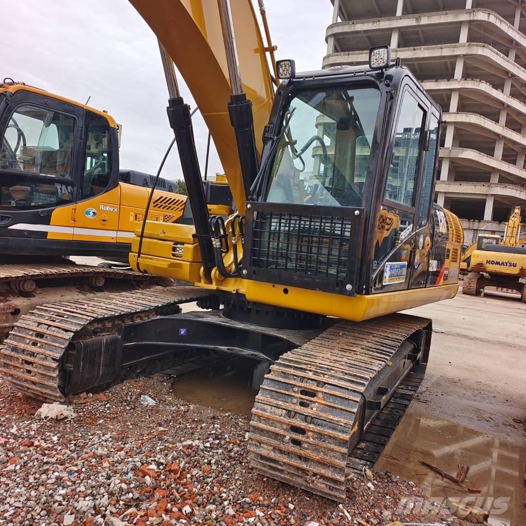 CAT 320D Raupenbagger