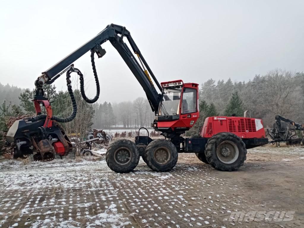Valmet 911.4 Harvester