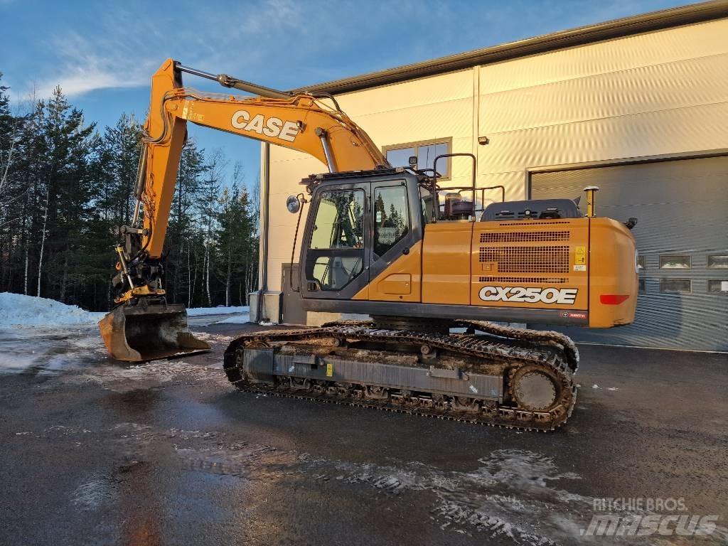 CASE CX250E Raupenbagger
