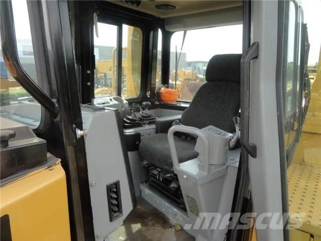 CAT D 8 R Bulldozer