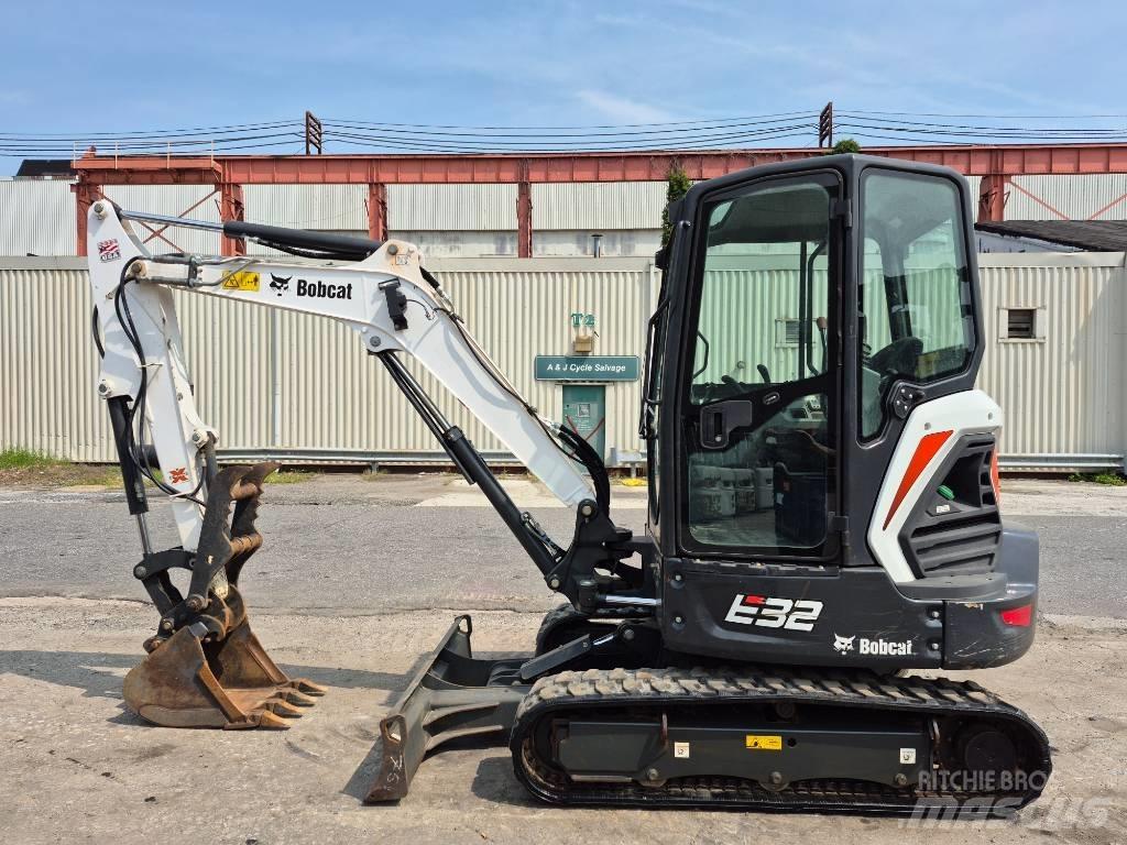 Bobcat E 32i Minibagger < 7t
