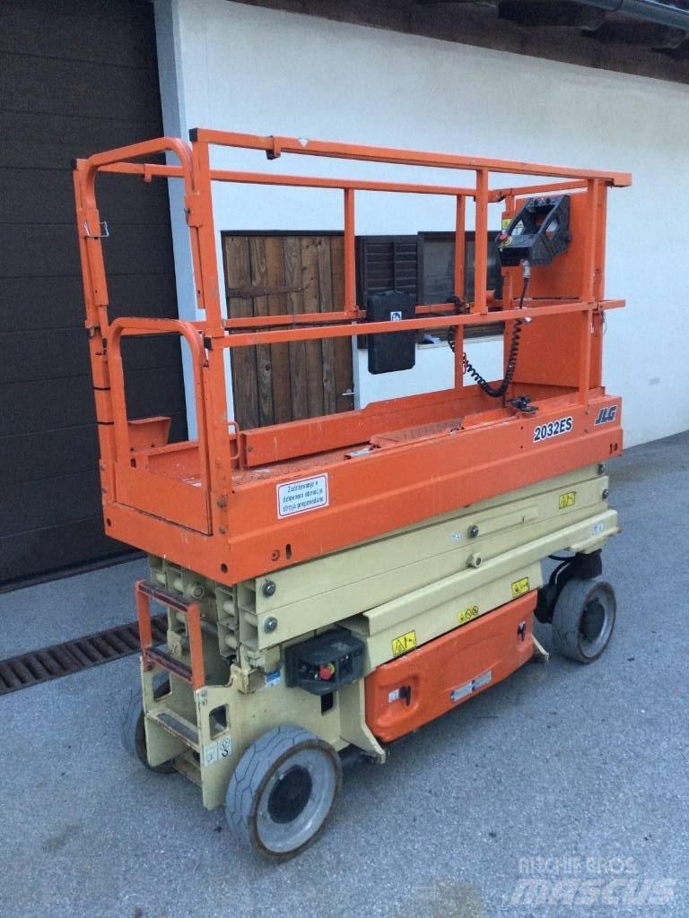 JLG 2032 ES Scheren-Arbeitsbühnen