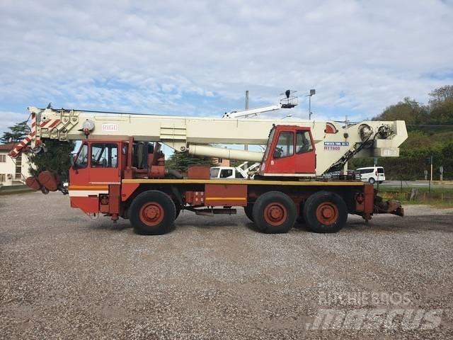 Rigo RTT600 Autokrane