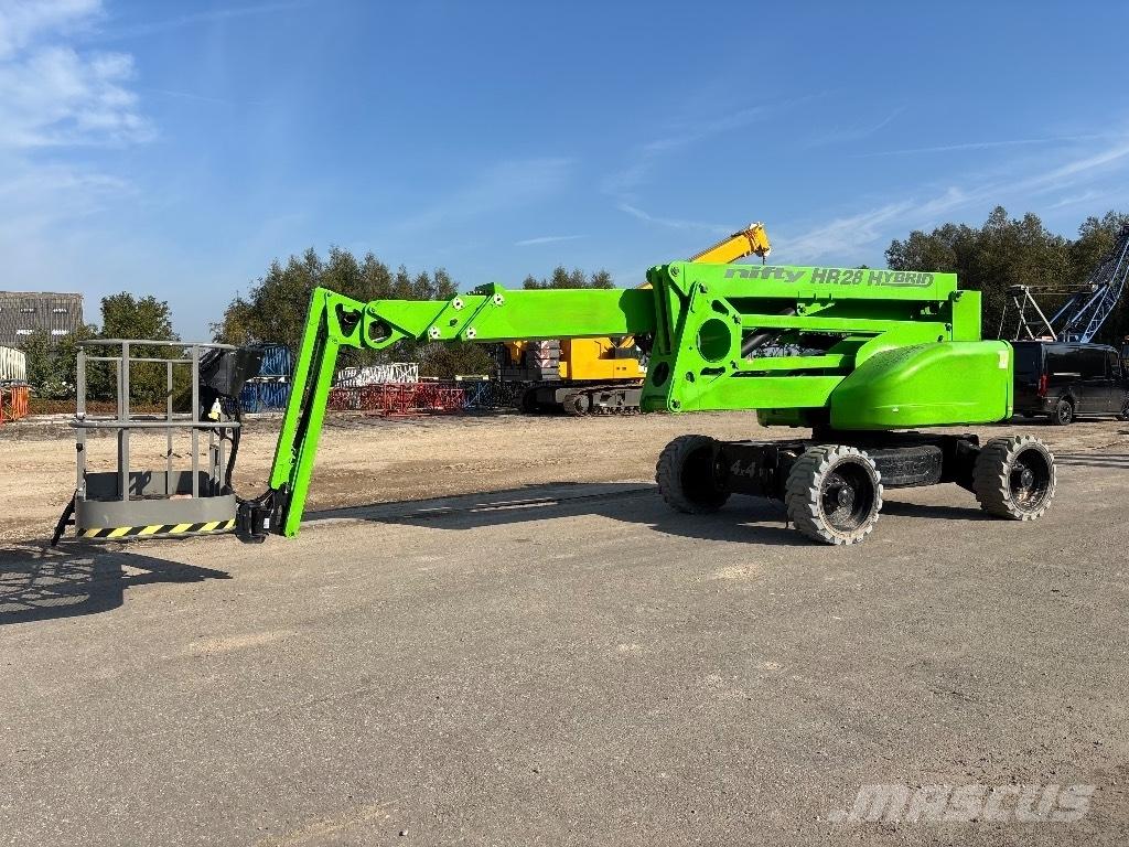 Niftylift HR 28 Gelenkteleskoparbeitsbühnen