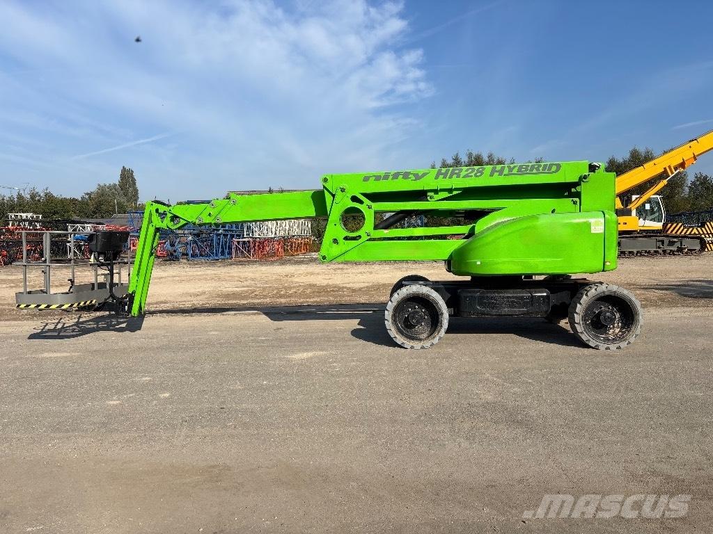 Niftylift HR 28 Gelenkteleskoparbeitsbühnen