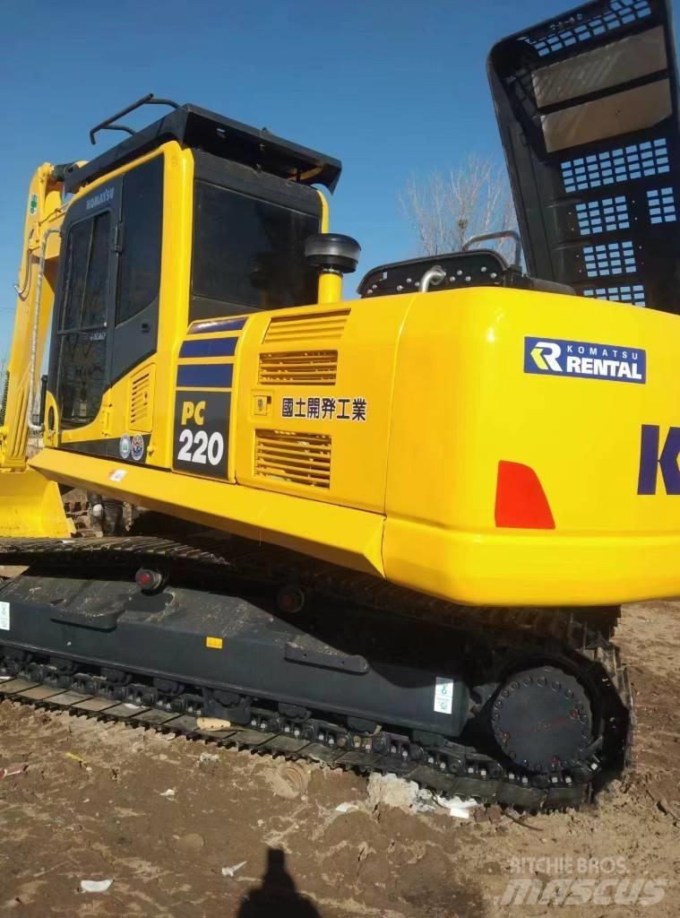 Komatsu PC 220-8 Raupenbagger
