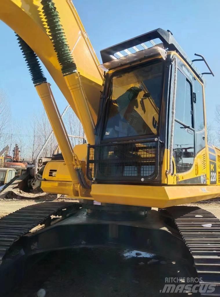 Komatsu PC 220-8 Raupenbagger