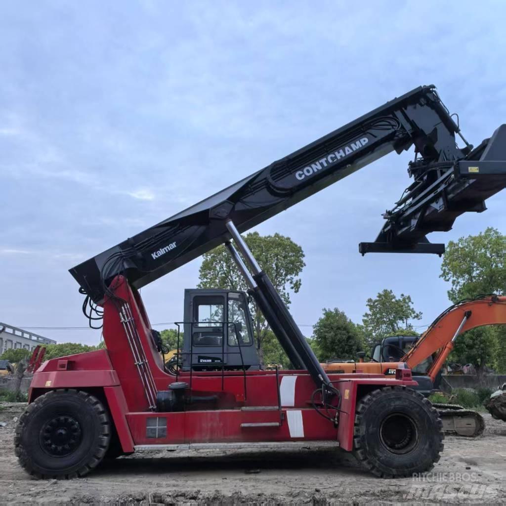 Kalmar DRT 450 Reach-Stacker