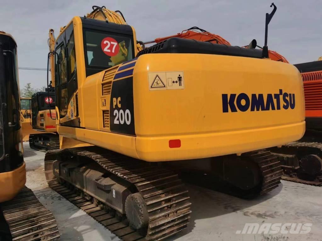 Komatsu PC 200-8 Raupenbagger