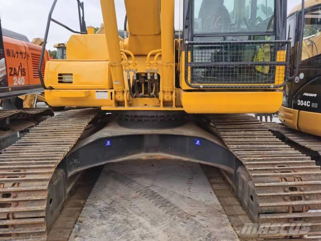 Komatsu PC 200-8 Raupenbagger
