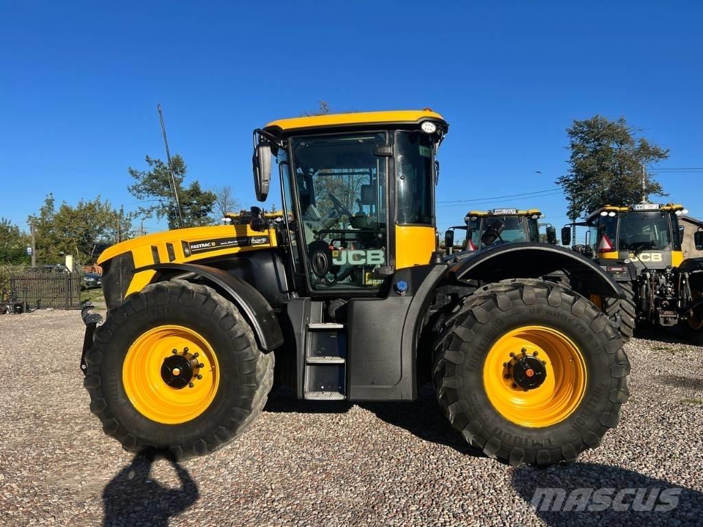 JCB Fastrac 4220 Traktoren