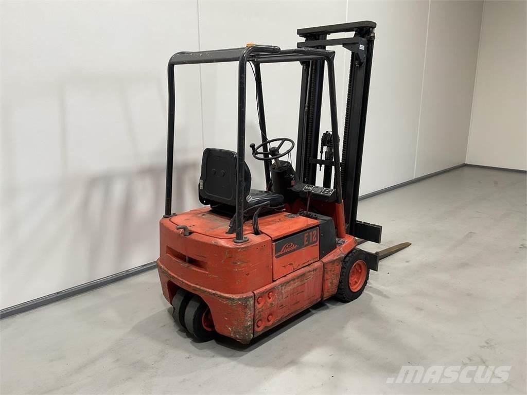 Linde E12 Elektrostapler