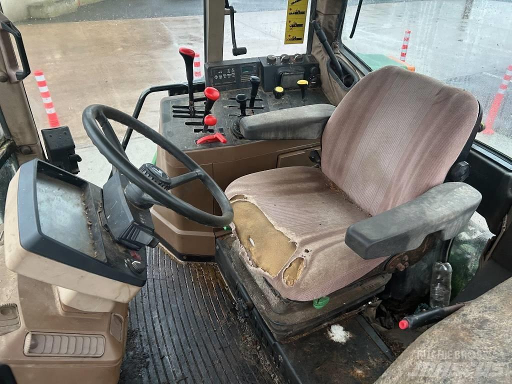 John Deere 6400 Traktoren