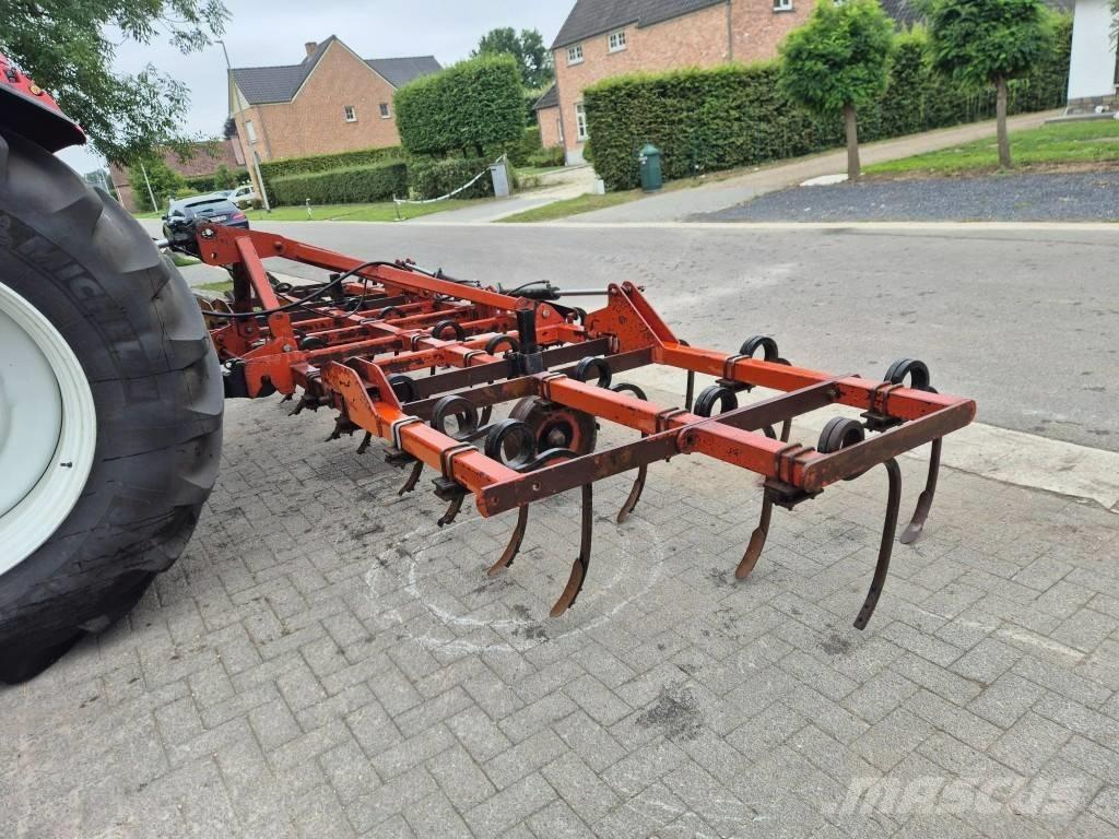  Cultivator 580 Grubber