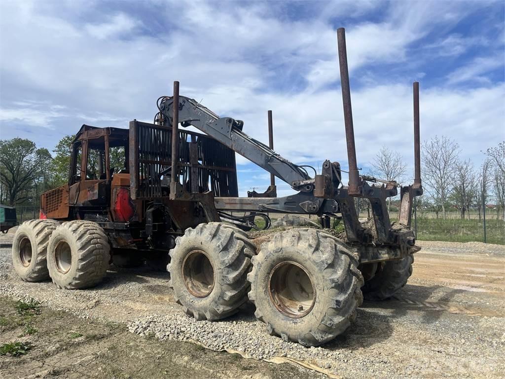 Komatsu 890.3 Harvester
