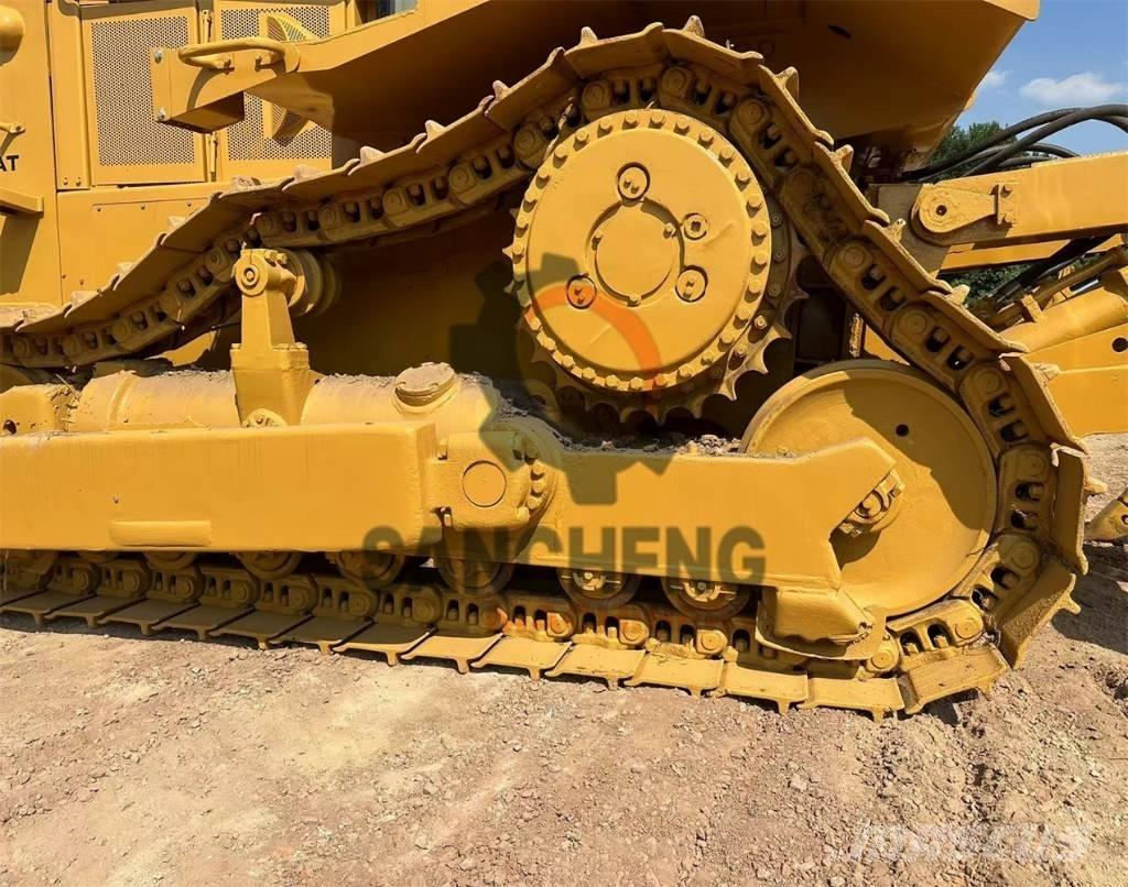 CAT D 8 R Bulldozer