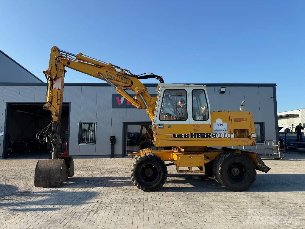 Liebherr A 900 C Mobilbagger