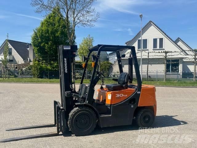 Doosan D30 Plus Dieselstapler