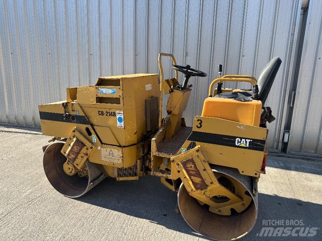 CAT CB 214 B Erdbauwalzen