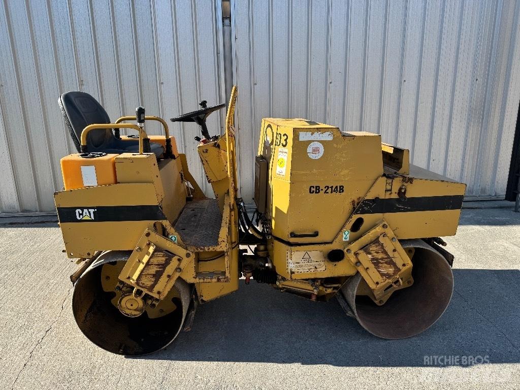 CAT CB 214 B Erdbauwalzen