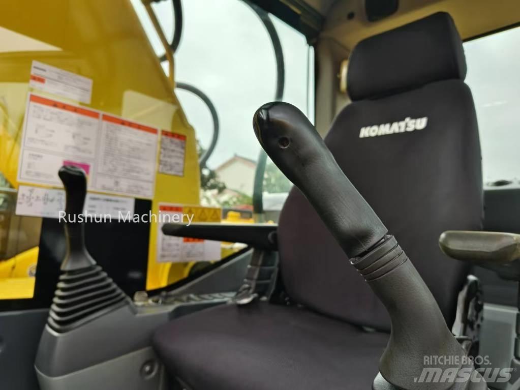 Komatsu PC 200-8 Raupenbagger