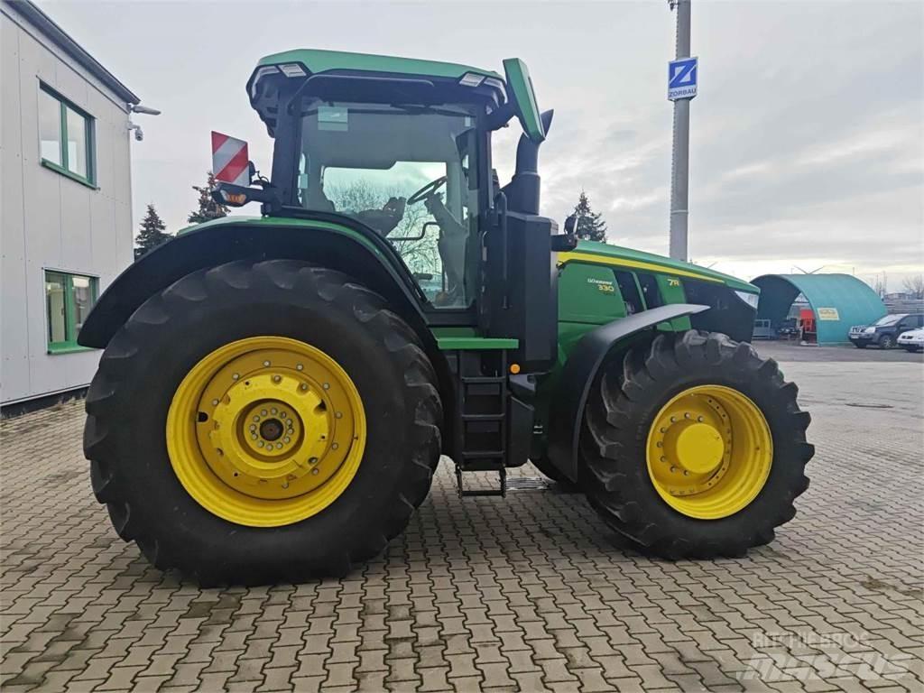 John Deere 7R 330 Traktoren