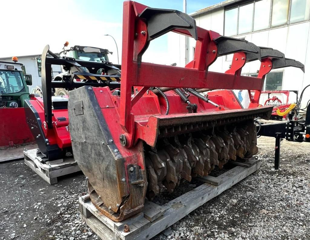 PRINOTH M700 Forstmulcher