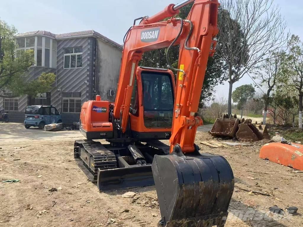 Doosan DX 75-9 C Midibagger  7t - 12t
