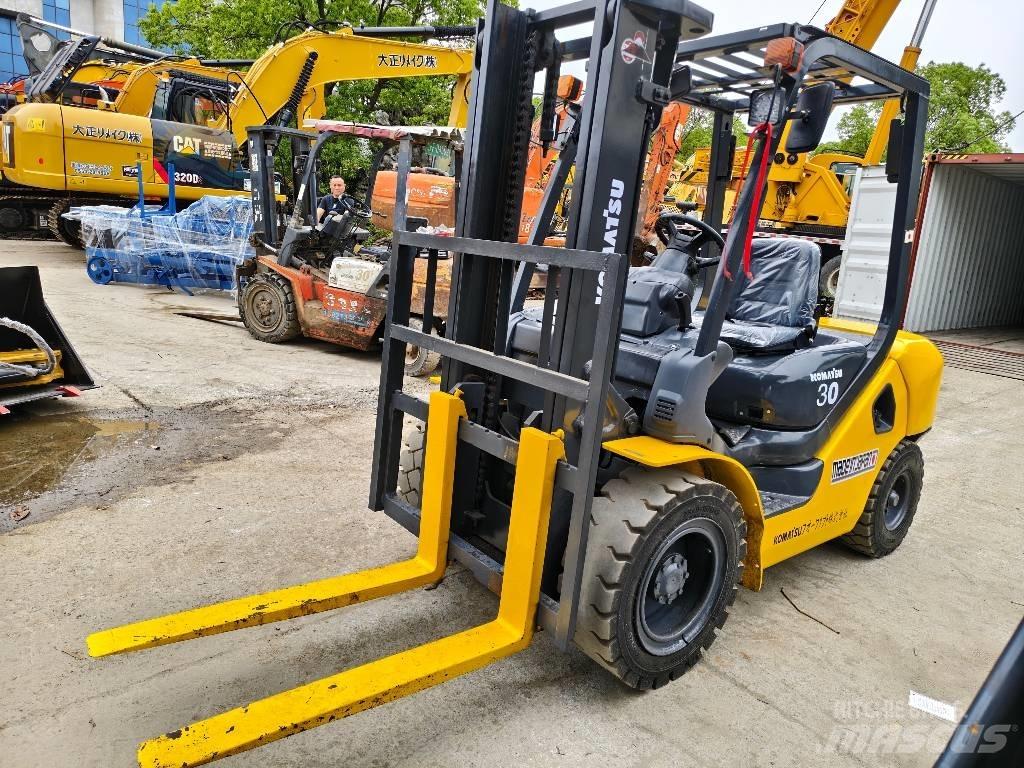 Komatsu FD 30 T-16 Dieselstapler