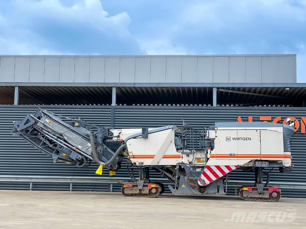 Wirtgen W 210 I Asphaltfräsen