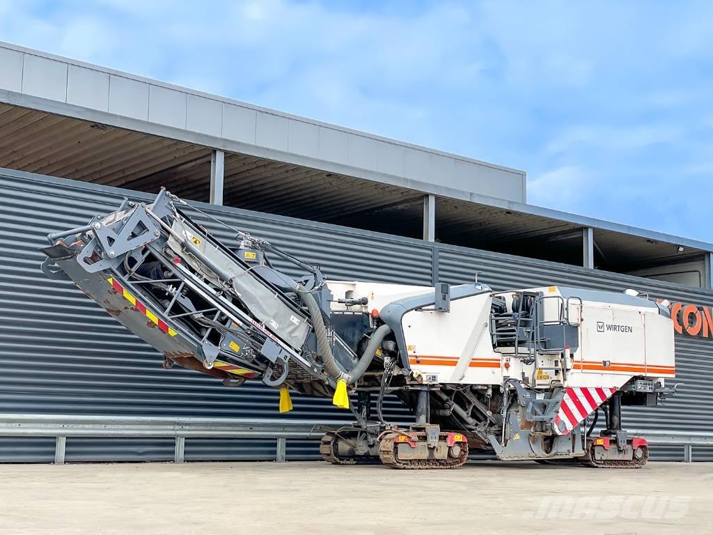 Wirtgen W 210 I Asphaltfräsen