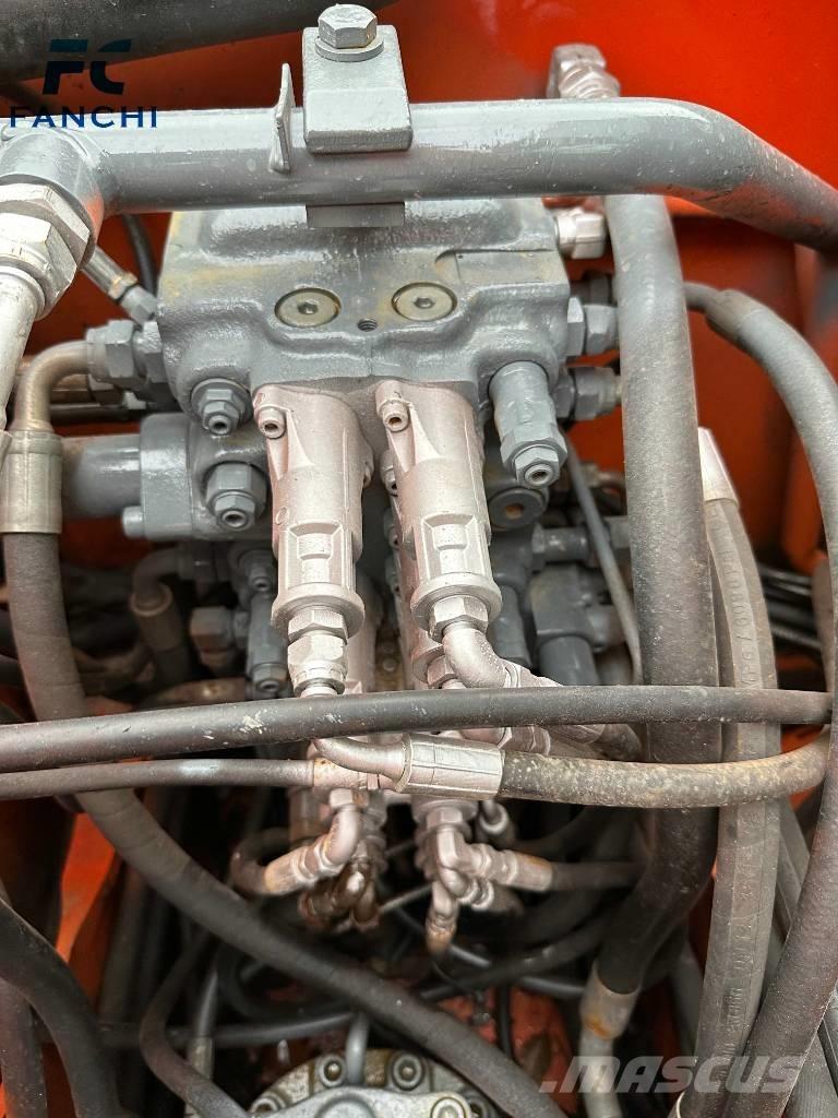 Hitachi ZX 70 Raupenbagger