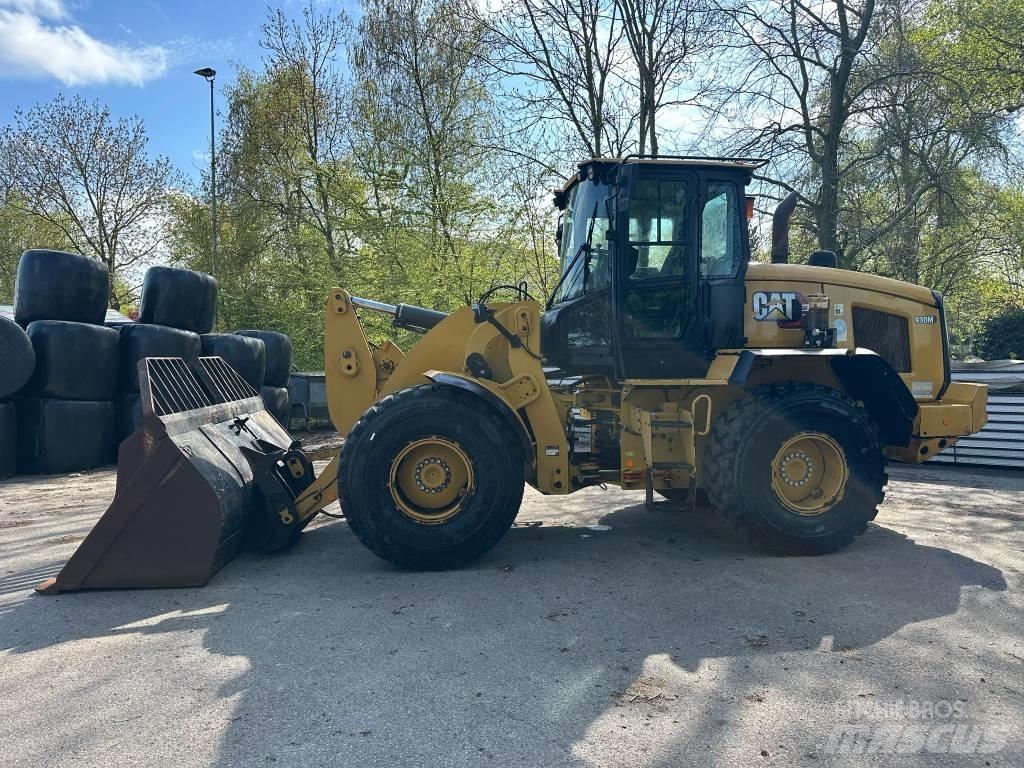CAT 930M Radlader