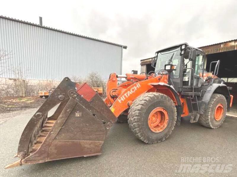 Hitachi ZW 220-6 Radlader