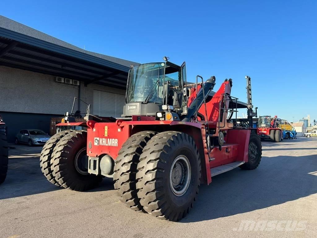 Kalmar DRG450-65S5 Reach-Stacker