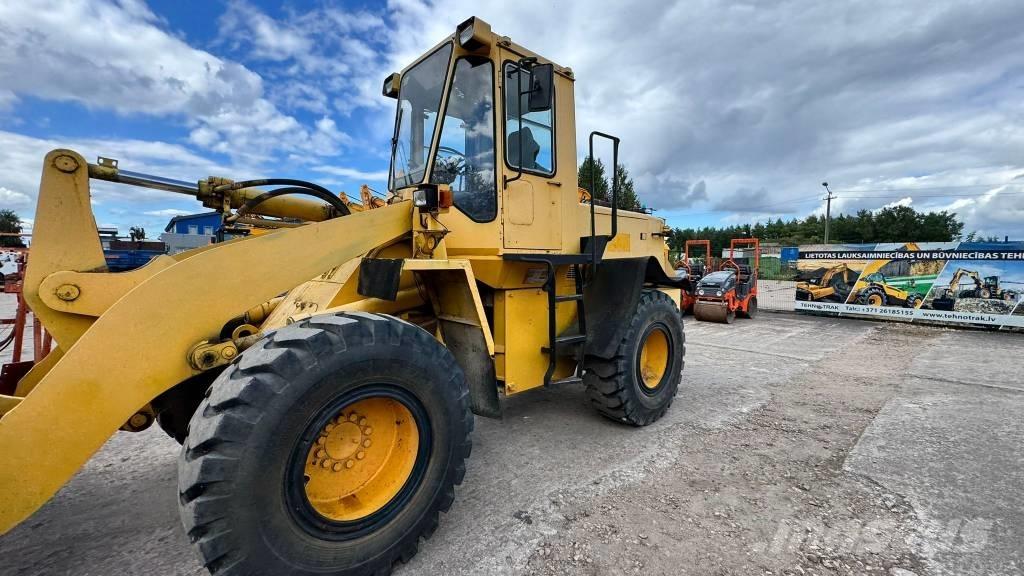 Komatsu WA 200 Radlader