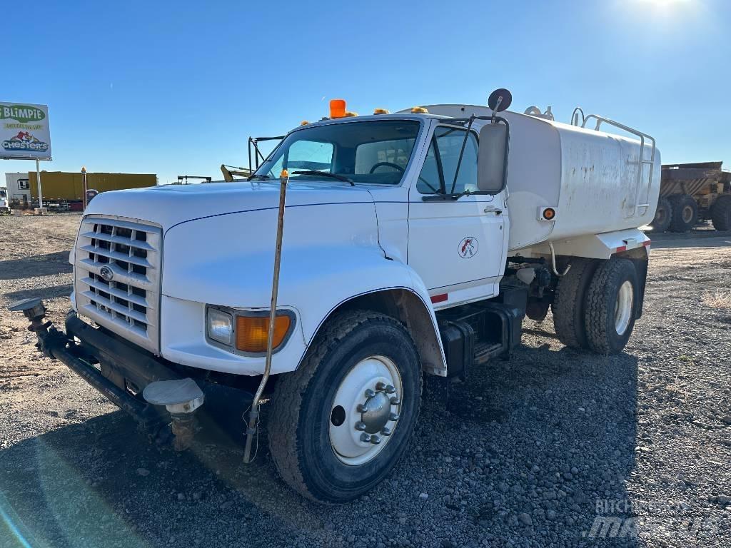 Ford F 800 Wassertanker