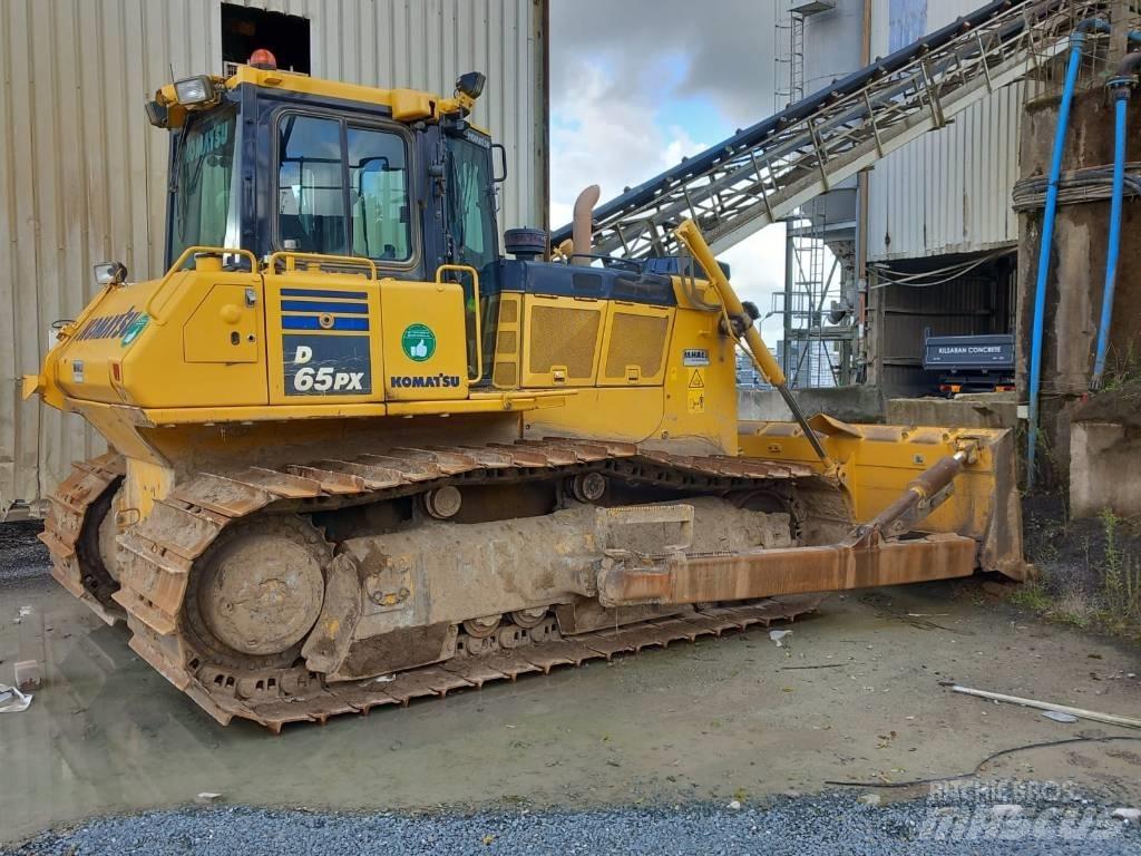 Komatsu D65PX-18 Bulldozer